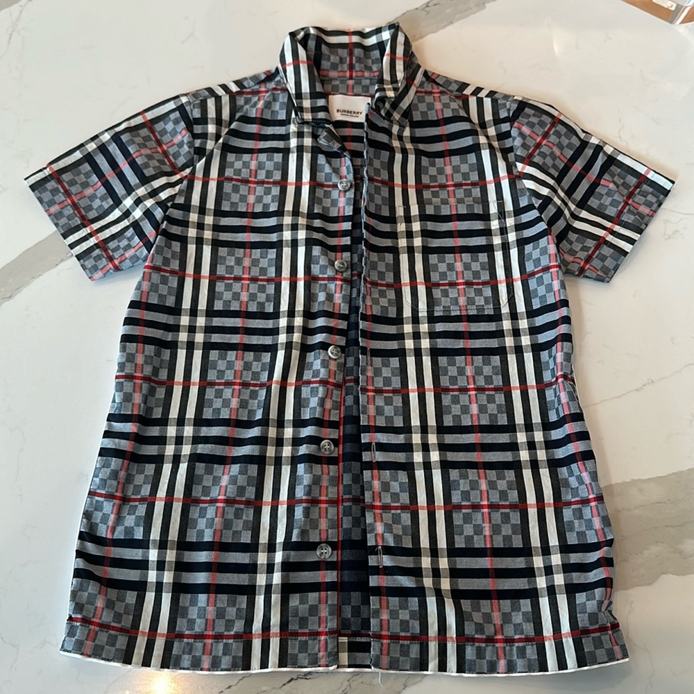 Boy’s Burberry Signature Check button down shirt sz 8Y Blck/grey